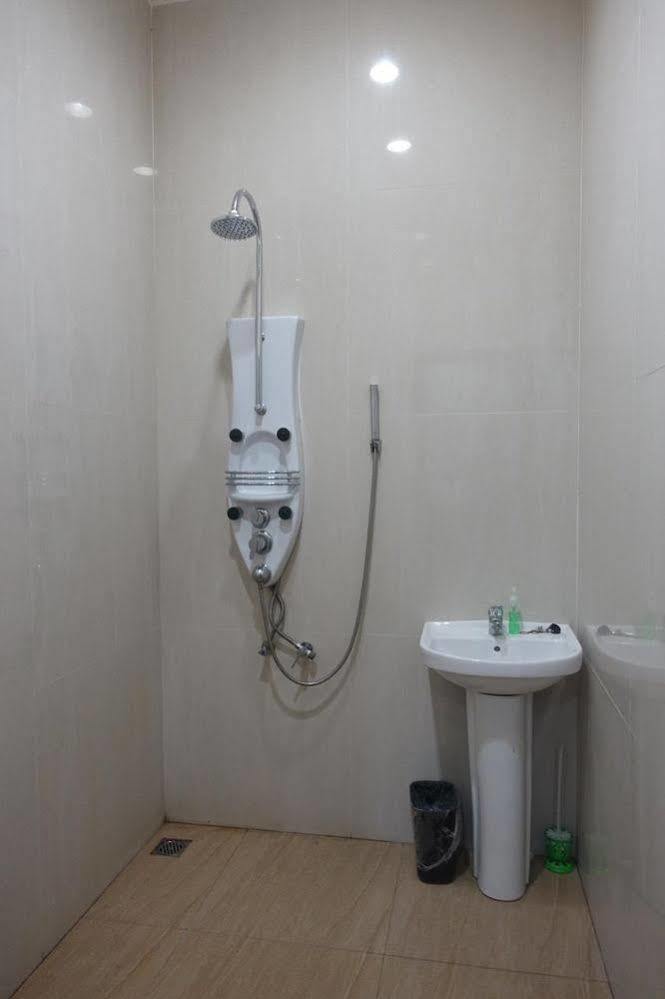 The Backpacker Semarang Hostel Eksteriør bilde