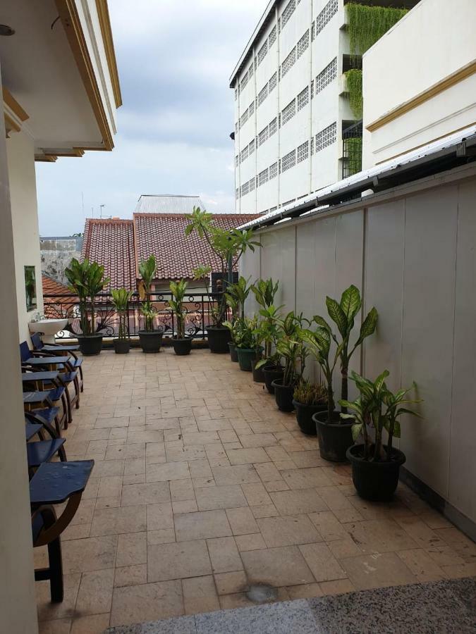 The Backpacker Semarang Hostel Eksteriør bilde